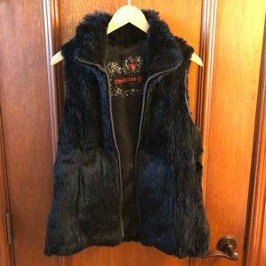 Twisted Heart faux fur vest!